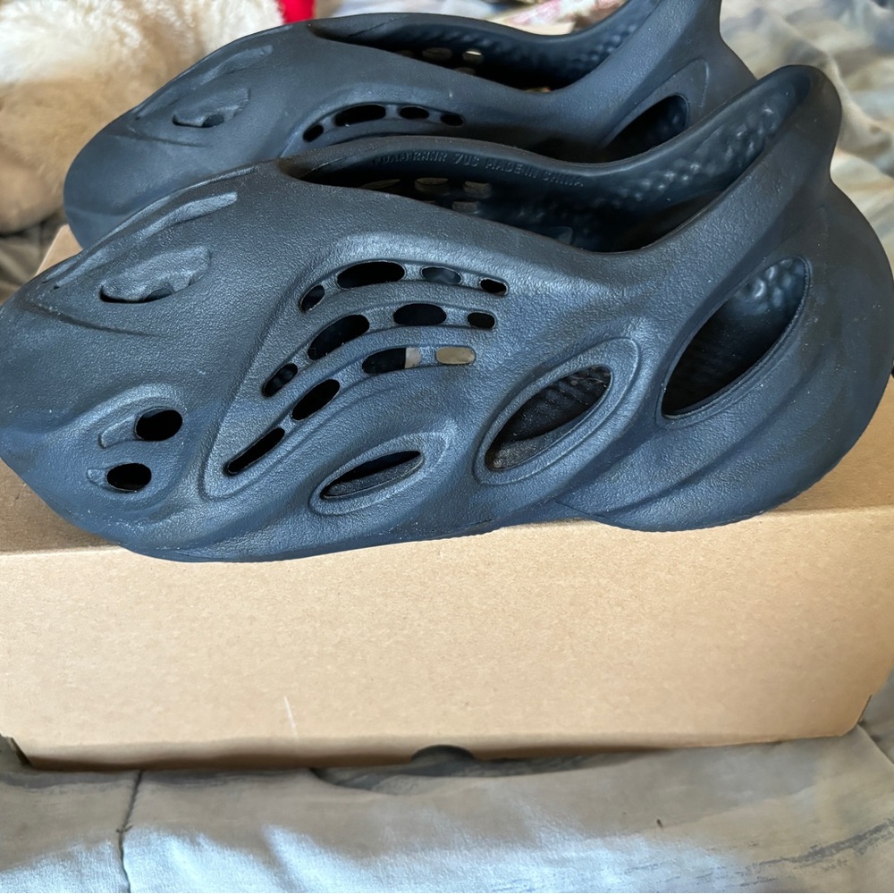 Yeezy foam runner